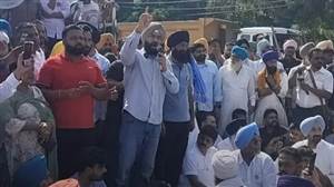 ਪਰਵਿੰਦਰ ਝੋਟਾ ਦੀ ਹੱਤਿਆ ਤੋਂ ਬਾਅਦ ਲੱਖਾ ਸਿਧਾਣਾ ਦਾ ਗੰਭੀਰ ਦੋਸ਼: ‘ਪੰਜਾਬ ਪੁਲਿਸ ਕਰਨਾ ਚਾਹੁੰਦੀ ਹੈ ਧੱਕੇ ਨਾਲ ਸਸਕਾਰ’