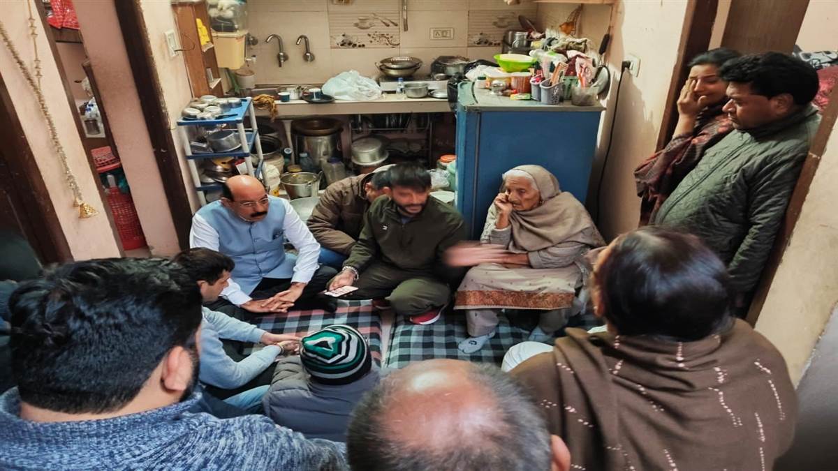 ਕੈਬਨਿਟ ਮੰਤਰੀ ਭਗਤ ਨੇ ਪੀੜਤ ਪਰਿਵਾਰ ਨਾਲ ਕੀਤੀ ਮੁਲਾਕਾਤ