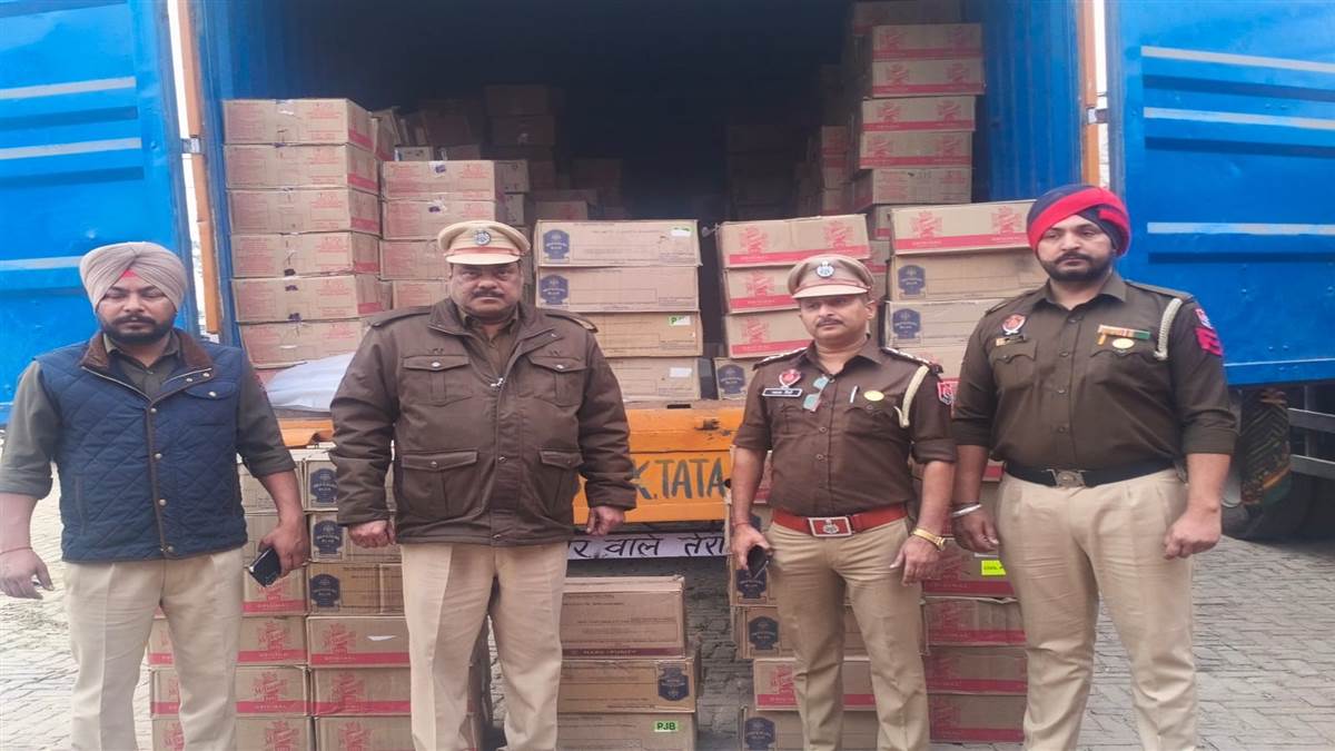 ਫਿਲੌਰ ਪੁਲਿਸ ਵੱਲੋਂ 683 ਪੇਟੀਆਂ ਅੰਗਰੇਜ਼ੀ ਸ਼ਰਾਬ ਬਰਾਮਦ, ਟਰੱਕ ਚਾਲਕ ਕਾਬੂ