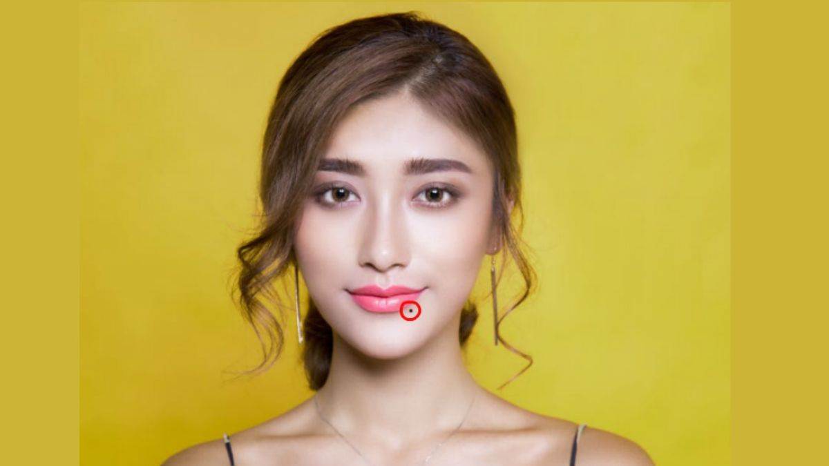 Mole on Female Body: ਔਰਤਾਂ ਦੇ ਚਿਹਰੇ 'ਤੇ ਤਿਲ ਦੱਸਦੇ ਹਨ ਉਨ੍ਹਾਂ ਨਾਲ ਜੁੜੀਆਂ ਖਾਸ ਗੱਲਾਂ, ਜਾਣੋ ਕਿੰਨੇ ਖੁਸ਼ਕਿਸਮਤ ਹੋ ਤੁਸੀਂ