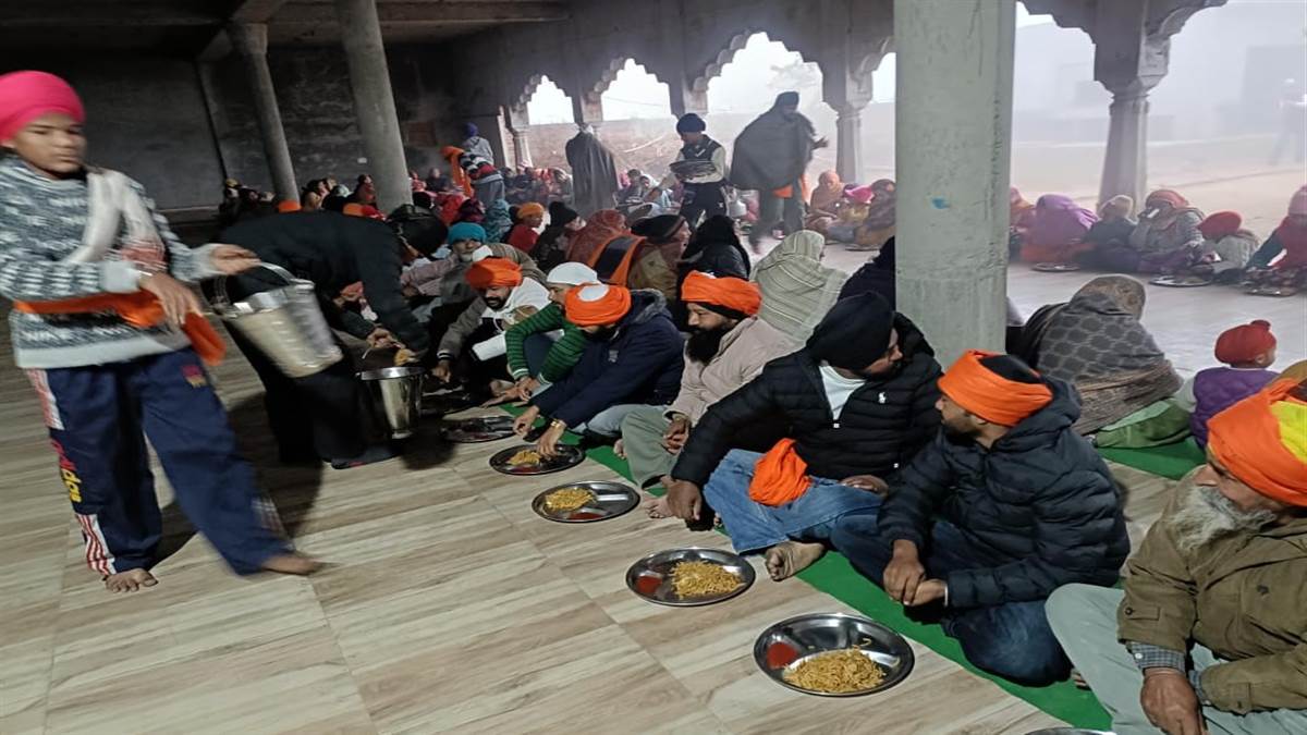 ਪਿੰਡ ਕੱਦਗਿਲ ਦੇ ਗੁਰਦੁਆਰਾ ਅਮਰ ਸ਼ਹੀਦ ਬਾਬਾ ਜੀਵਨ ਸਿੰਘ ਜੀ ’ਚ ਮਨਾਇਆ ਮਾਘੀ ਦਾ ਪਵਿੱਤਰ ਦਿਹਾੜਾ