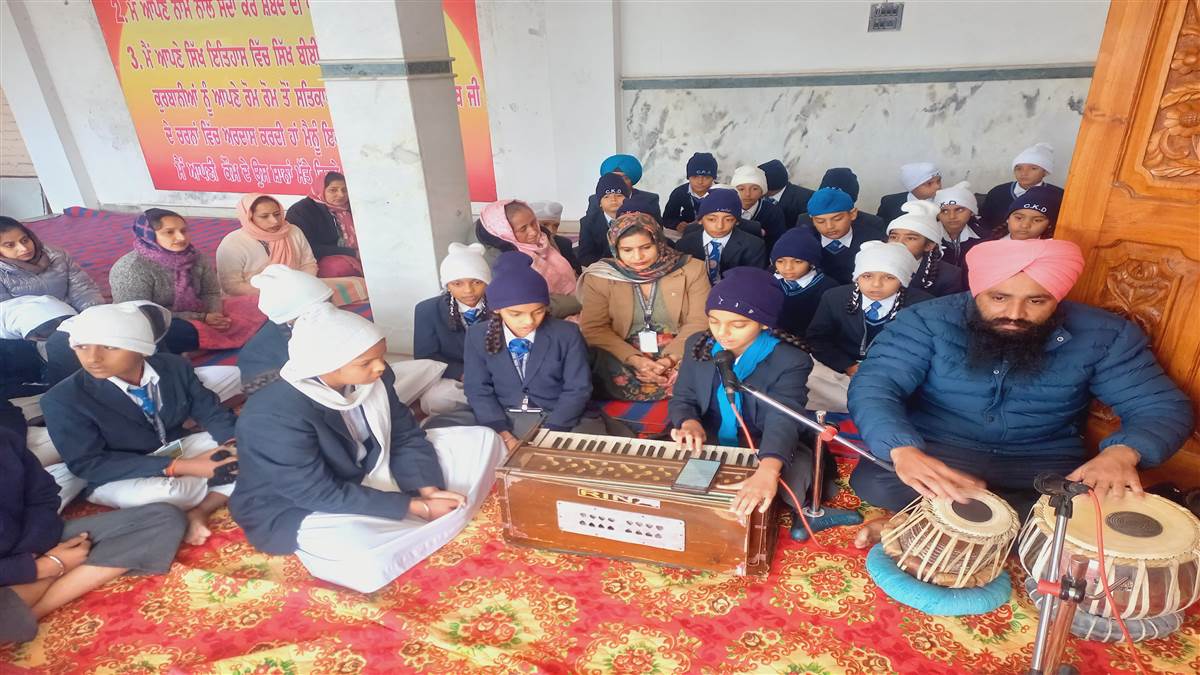 ਸ੍ਰੀ ਗੁਰੂ ਹਰਿਕ੍ਰਿਸ਼ਨ ਸੀਨੀਅਰ ਸੈਕੰਡਰੀ ਪਬਲਿਕ ਸਕੂਲ ਪੱਟੀ ’ਚ 'ਮਾਘ ਦੇ ਮਹੀਨੇ' ਦੀ ਆਰੰਭਤਾ ਨੂੰ ਸਮਰਪਿਤ ਕਰਵਾਏ ਗਏ ਗੁਰਮਤਿ ਸਮਾਗਮ