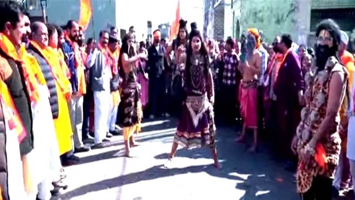 ਮਹਾ-ਸ਼ਿਵਰਾਤਰੀ ਨੂੰ ਸਮਰਪਿਤ ਸਨਾਤਨ ਧਰਮ ਸਭਾ ਨੇ ਕੱਢੀ ਸ਼ੋਭਾ ਯਾਤਰਾ