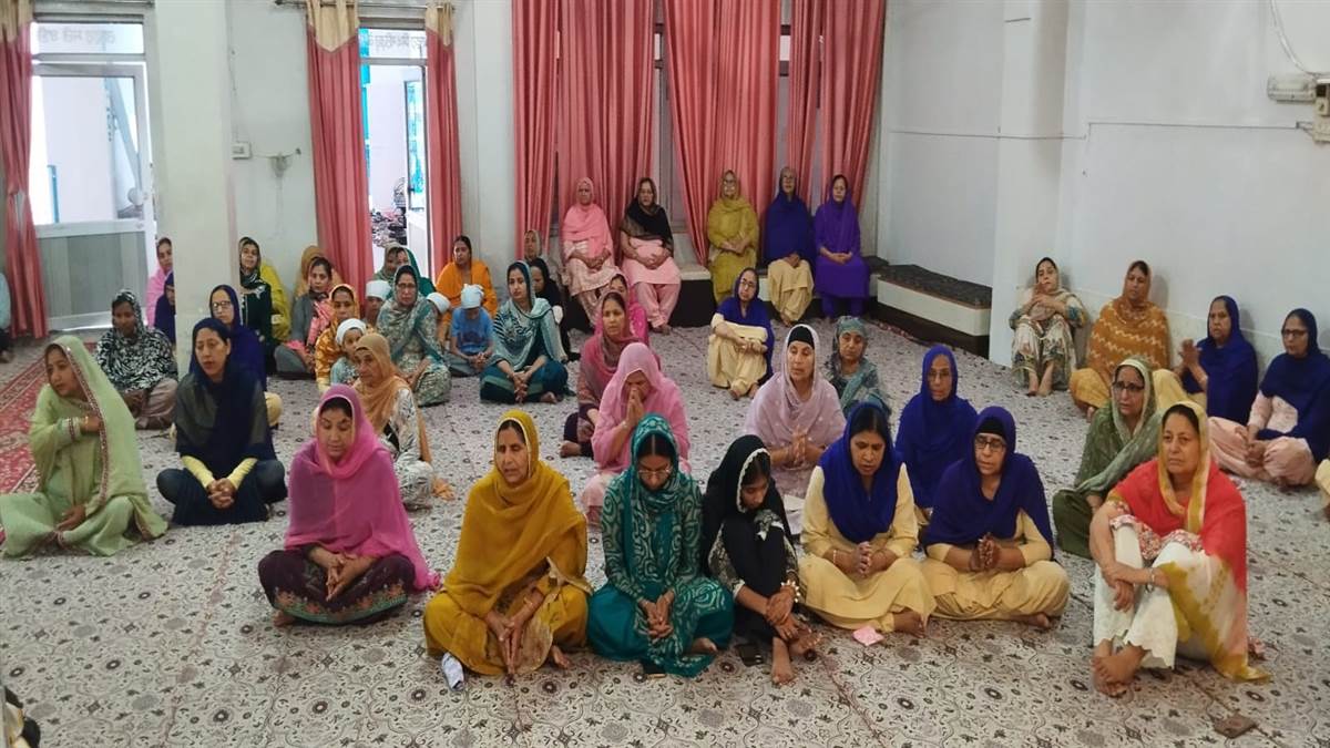 ਨਵੇਂ ਸਾਲ ਦੀ ਆਮਦ ਮੌਕੇ ਧਾਰਮਿਕ ਸਮਾਗਮ ਕਰਵਾਇਆ