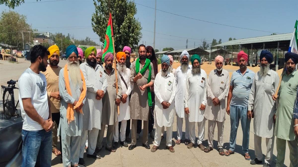ਕਿਸਾਨਾਂ ਦੀ ਖੱਜਲ-ਖੁਆਰੀ ਬਰਦਾਸ਼ਤ ਨਹੀਂ ਕਰਾਂਗੇ : ਬਲਦੇਵ ਸਿੰਘ ਜ਼ੀਰਾ