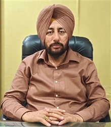 ਡਿਜੀਟਲ ਪੀੜ੍ਹੀ ਦੀਆਂ ਟੁੱਟਦੀਆਂ ਤੰਦਾਂ:  ਮਾਂ-ਬੋਲੀ ਦੀ ਥਾਂ ਲੈ ਰਹੀ 'ਸਕ੍ਰੀਨ', ਕਿਤੇ ਗੁੰਮ ਨਾ ਹੋ ਜਾਵੇ ਸਾਡਾ ਵਿਰਸਾ