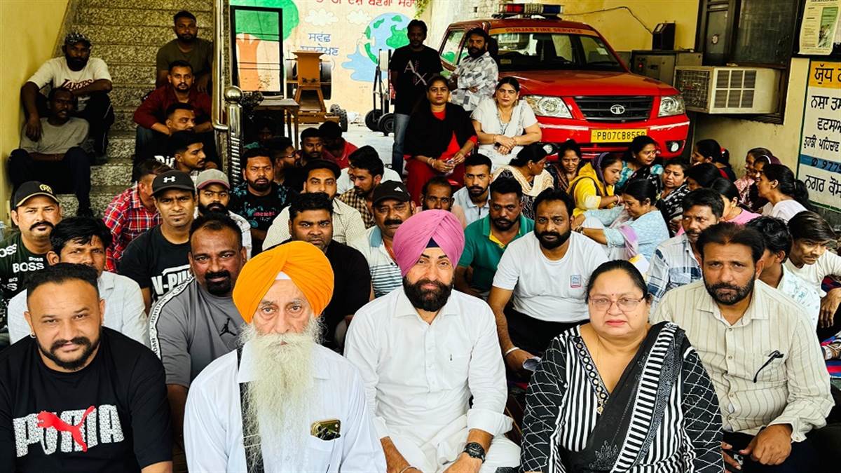 ਸਫ਼ਾਈ ਮੁਲਾਜ਼ਮਾਂ ਦੀਆਂ ਮੰਗਾਂ ਨੂੰ ਤੁਰੰਤ ਪੂਰਾ ਕਰੇ ਸੂਬਾ ਸਰਕਾਰ : ਸਰਬਜੋਤ ਸਾਬੀ