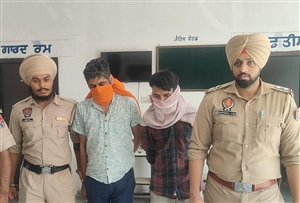 ਆਈਸ ਡਰੱਗ ਤੇ ਹੈਰੋਇਨ ਸਣੇ ਭਾਜਪਾ ਦੇ ਲੀਗਲ ਸੈੱਲ ਦਾ ਸਾਬਕਾ ਪ੍ਰਧਾਨ ਤੇ ਵਕੀਲ ਆਪਣੇ ਮੁਨਸ਼ੀ ਸਮੇਤ ਗ੍ਰਿਫਤਾਰ