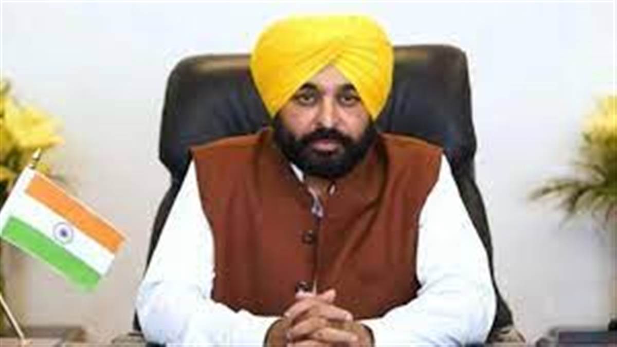 Chief Minister Bhagwant Mann watched the movie Lal Singh Chadha said this about Aamir Khan