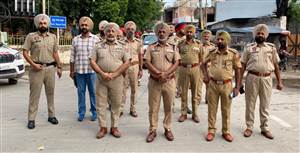 ਆਜ਼ਾਦੀ ਦਿਹਾੜੇ ਸਬੰਧੀ ਪੁਲਿਸ ਨੇ ਫਲੈਗ ਮਾਰਚ ਕੱਢਿਆ