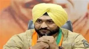 ਸਾਬਕਾ ਖੇਡ ਮੰਤਰੀ ਸੰਦੀਪ ਸਿੰਘ ਵਿਰੁੱਧ ਛੇੜਛਾੜ ਦਾ ਕੇਸ ਤਬਦੀਲ ਕਰਨ ਦੀ ਮੰਗ, ਪੀੜਤਾ ਬੋਲੀ- 'ਇਨਸਾਫ਼ ਲਈ ਭਟਕ ਰਹੀ ਹਾਂ'