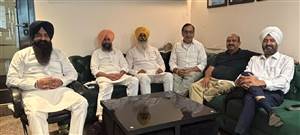 ਬਿਜਲੀ ਕੱਟਾਂ ਖ਼ਿਲਾਫ਼ ਸਨਅਤਕਾਰਾਂ ਨੇ ਮਜ਼ਦੂਰਾਂ ਸਮੇਤ 1 ਘੰਟਾ ਕੀਤਾ ਚੱਕਾ ਜਾਮ