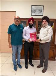 ਖੋਜਾਰਥੀ ਇੰਦਰਜੀਤ ਸਿੰਘ ਨੂੰ ਫਿਜ਼ਿਕਸ ’ਚ ਮਿਲੀ ਪੀਐੱਚਡੀ ਦੀ ਡਿਗਰੀ