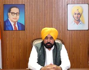 VIDEO : ਪਰਵਿੰਦਰ ਝੋਟਾ ਕਤਲ ਮਾਮਲੇ 'ਤੇ CM Mann ਦਾ ਪਹਿਲਾ ਬਿਆਨ; ਕਾਨੂੰਨ ਹੱਥਾਂ 'ਚ ਲੈਣ ਵਾਲਿਆਂ 'ਤੇ ਹੋਵੇਗੀ ਸਖ਼ਤ ਕਾਰਵਾਈ