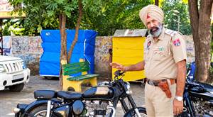 ਬੁਲਟ ਦੇ ਪਟਾਕੇ ਪਾਉਣ ਵਾਲਿਆਂ ਵਿਰੁੱਧ ਪੁਲਿਸ ਸਖ਼ਤ, ਚੌਕਾਂ ’ਚ ਨਾਕਾਬੰਦੀ