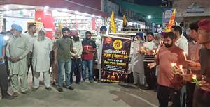 ਲੌਂਗੋਵਾਲ ’ਚ ਕੱਢਿਆ ਕੈਂਡਲ ਮਾਰਚ