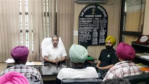 ਕਿਸਾਨ ਬੇਲਰ ਤੇ ਹੋਰ ਮਸ਼ੀਨਰੀ ਨਾਲ ਕਰਨ ਪਰਾਲੀ ਦਾ ਪ੍ਰਬੰਧਨ : ਐੱਸਡੀਐੱਮ