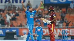 IND vs WI ਮੈਚ 'ਤੇ ਕਾਲਾਬਾਜ਼ਾਰੀ ਦਾ ਪਰਦਾਫਾਸ਼ : ਹੈਦਰਾਬਾਦ 'ਚ ਮੁਫ਼ਤ ਪਾਸ 6,000 ਰੁਪਏ ਤੱਕ ਵੇਚਣ ਵਾਲੇ 4 ਕਾਬੂ