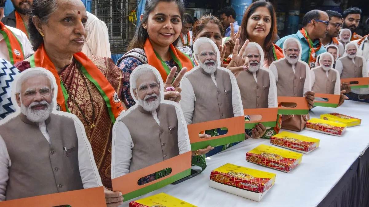 Bihar Election, 243 Seats Result 2025 : ਰਿਕਾਰਡ ਜਿੱਤ ਨਾਲ ਬਿਹਾਰ 'ਚ NDA ਸਰਕਾਰ, CM ਨੂੰ ਮਿਲਣ ਪਹੁੰਚੇ ਸਮਰਾਟ; ਮਹਾਗਠਜੋੜ 35 'ਤੇ ਸੀਮਤ