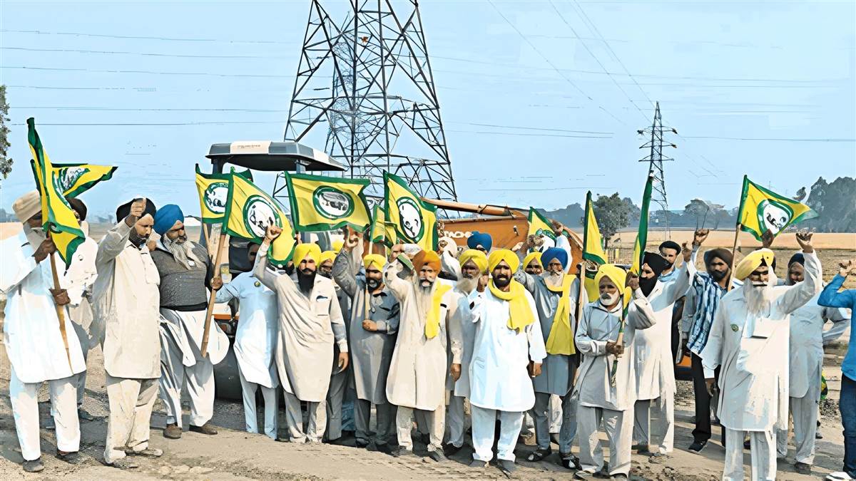 ਅੱਜ ਦਿੱਲੀ ਕੂਚ ਕਰਨਗੇ ਕਿਸਾਨ ਤੇ  ਮੋਰਚਾ ਦੇ ਕਾਰਕੁੰਨ,ਪ੍ਰੋਗਰਾਮ ਉਲੀਕਿਆ, ਮੁੜ ਤਕਰਾਰ ਦੇ ਬਣੇ ਆਸਾਰ