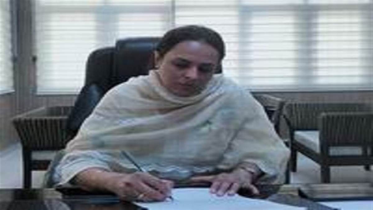 Jalandhar News : ਵਧੀਕ ਜ਼ਿਲ੍ਹਾ ਮੈਜਿਸਟ੍ਰੇਟ ਵਲੋਂ ਟ੍ਰੈਵਲ ਏਜੰਸੀ ਦਾ ਲਾਇਸੰਸ ਸਰੰਡਰ ਕਰਨ ਦੀ ਦਰਖਾਸਤ ਮਨਜ਼ੂਰ