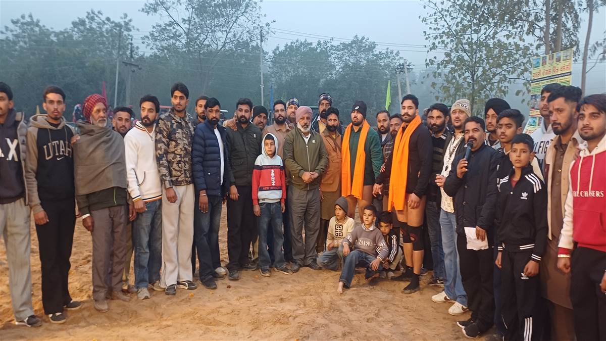 ਲੱਖ-ਦਾਤਾ ਪੀਰ ਦੀ ਯਾਦ ਵਿਚ ਕੁਸ਼ਤੀ ਦੰਗਲ ਕਰਵਾਇਆ
