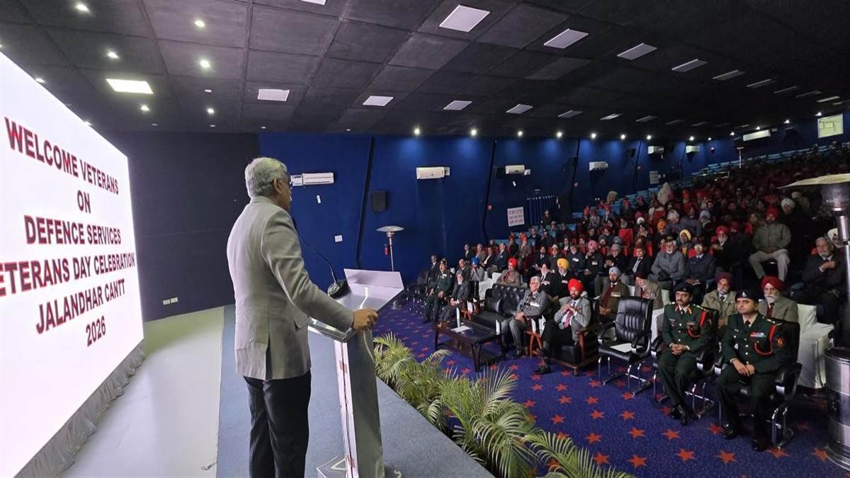 ਵਜਰਾ ਕੋਰ ਵੱਲੋਂ ਮਨਾਇਆ ਰੱਖਿਆ ਸੇਵਾਵਾਂ ਵੈਟਰਨਜ਼ ਦਿਵਸ