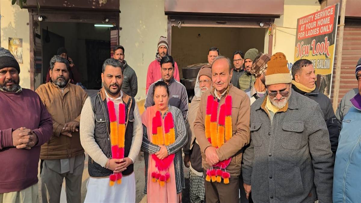 ਨਜ਼ਰਅੰਦਾਜ਼ ਕਰਨ ’ਤੇ ਕਾਂਗਰਸੀ ਕੌਂਸਲਰ ਵੱਲੋਂ ਉਦਘਾਟਨ