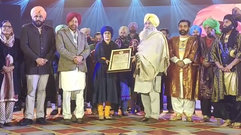ਨਾਟਕ ’ਮਿੱਤਰ ਪਿਆਰੇ ਨੂੰ’ ਦਰਸ਼ਕਾਂ ਦਾ ਮਿਲਿਆ ਭਰਵਾਂ ਪਿਆਰ : ਖੁੱਡੀਆਂ