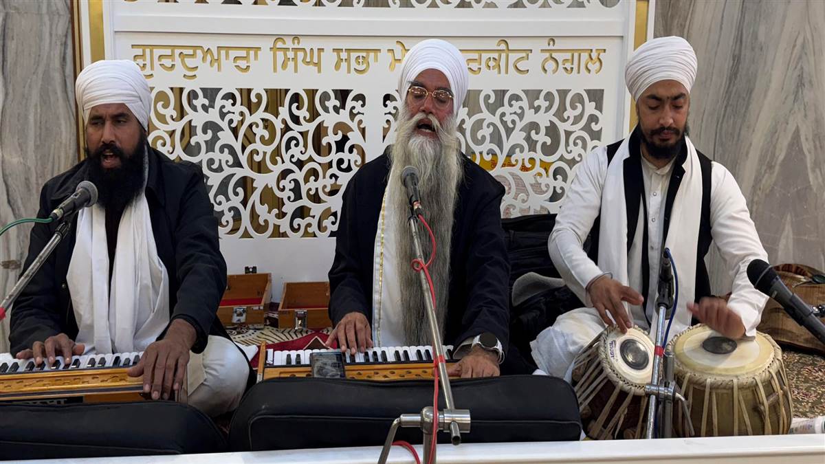 ਚਾਲੀ ਮੁਕਤਿਆਂ ਦੀ ਯਾਦ ਚ ਗੁਰਮਤਿ ਸਮਾਗਮ ਕਰਵਾਇਆ