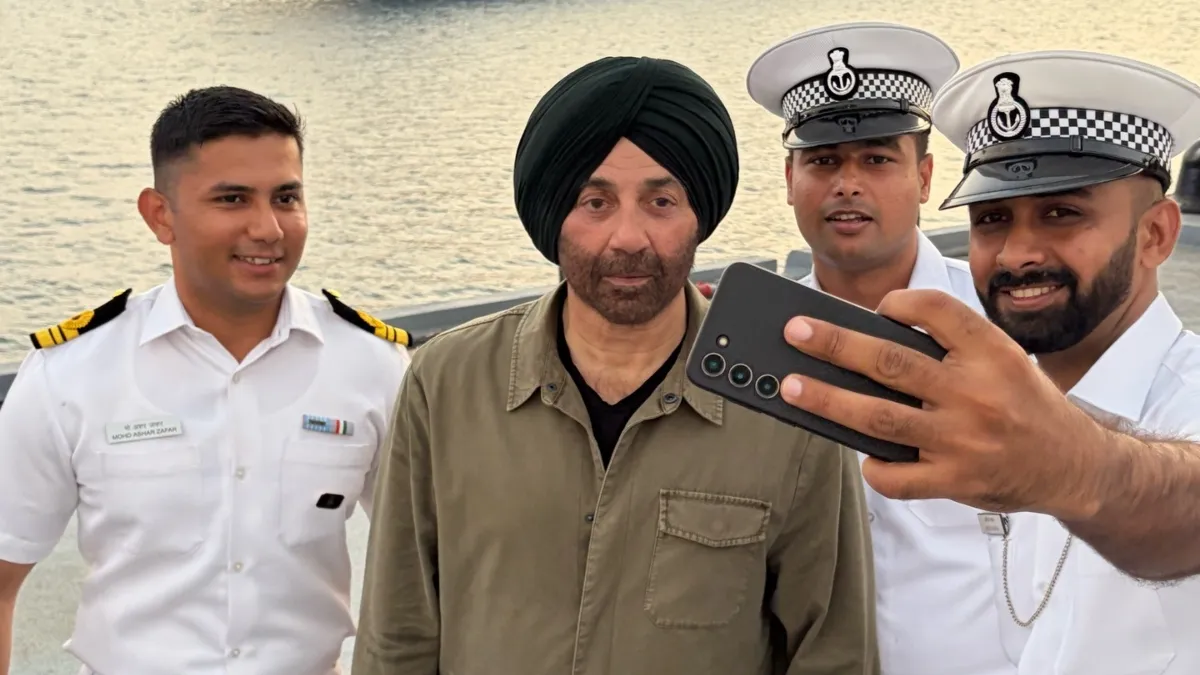 'ਹਿੰਮਤ ਹੈ ਤਾਂ ਆ...', Border 2 ਦੀ ਰਿਲੀਜ਼ ਤੋਂ ਪਹਿਲਾਂ Sunny Deol ਨੇ ਕਹੀ ਅਜਿਹੀ ਗੱਲ, ਸੁਣ ਕੇ ਕੰਬ ਜਾਵੇਗੀ ਰੂਹ!