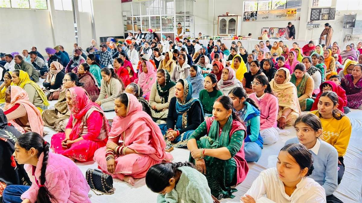 ਬ੍ਰਹਮ-ਗਿਆਨ ਰਾਹੀਂ ‘ਸ਼ਿਵਤਵ’ ਦਾ ਅਨੁਭਵ ਹੀ ਸੱਚੀ ਸ਼ਿਵਰਾਤਰੀ