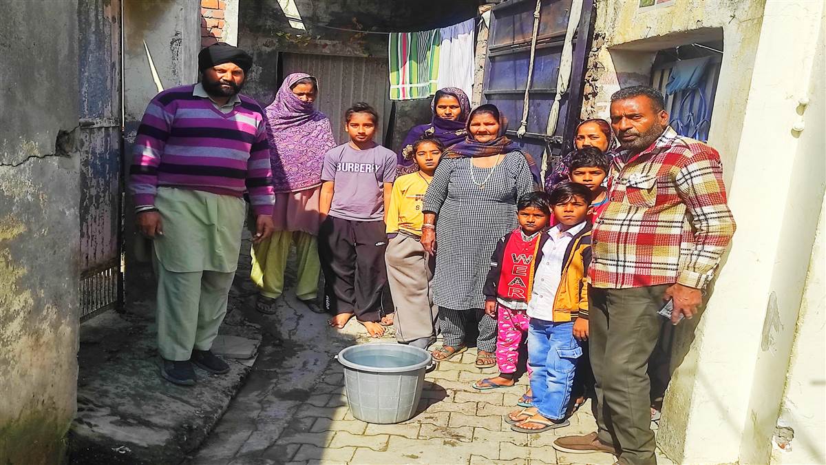 ਪੀਣ ਵਾਲੇ ਪਾਣੀ ’ਚੋਂ ਨਿਕਲ ਰਹੇ ਸਪੋਲੀਏ/ ਗੰਡੋਏ