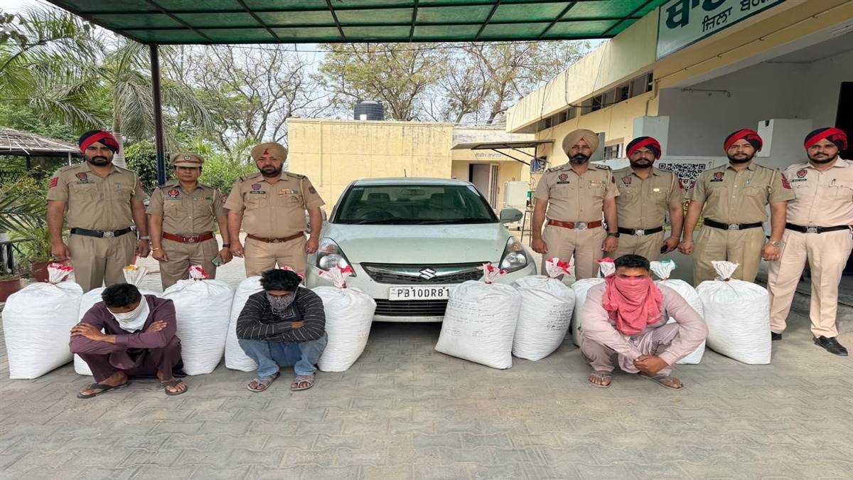 ਟਰੱਕ ’ਚੋਂ ਭਾਰੀ ਮਾਤਰਾ ’ਚ ਭੁੱਕੀ ਬਰਾਮਦ, ਕਾਰ ਸਣੇ 3 ਕਾਬੂ