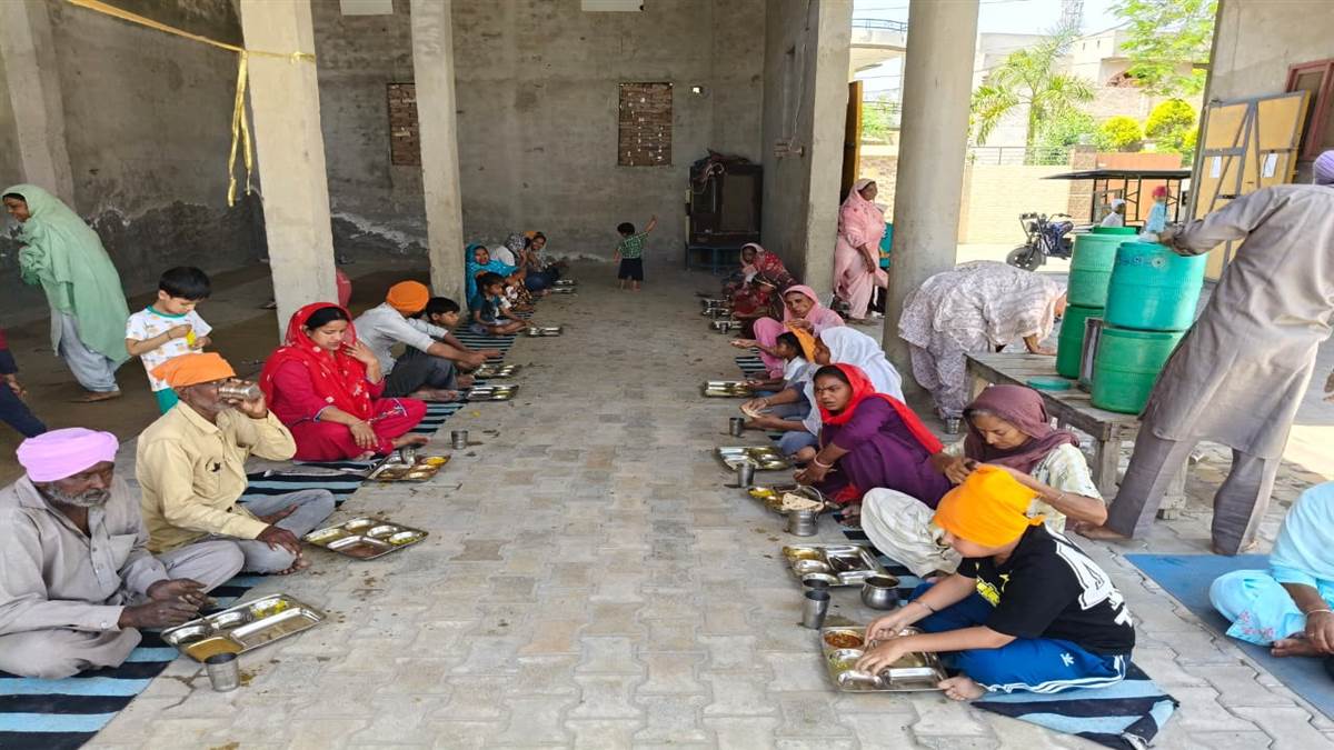 ਗੁਰਦੁਆਰਾ ਅਤਰਸਰ ਸਾਹਿਬ ਵਿਖ਼ੇ ਵਿਸਾਖੀ ਦਾ ਦਿਹਾੜਾ ਮਨਾਇਆ