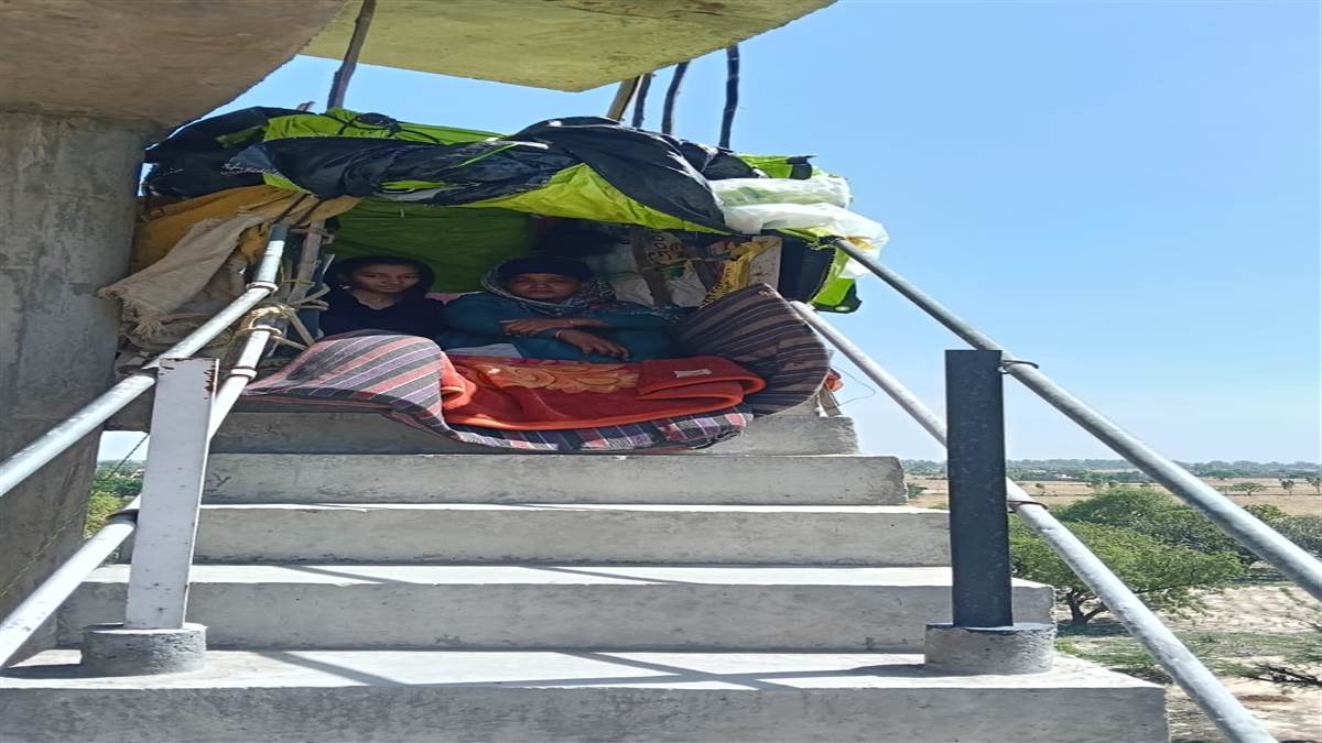 ਪਿਛਲੇ 11 ਦਿਨਾਂ ਤੋਂ ਪਾਣੀ ਦੀ ਟੈਂਕੀ ’ਤੇ ਰੋਸ ਪ੍ਰਦਰਸ਼ਨ ਕਰ ਰਹੀਆਂ ਗੁਰਸਿੱਖ ਮਾਂ-ਧੀ ਨੂੰ ਨਹੀਂ ਮਿਲਿਆ ਅਜੇ ਤੱਕ ਇਨਸਾਫ, ਸੰਘਰਸ਼ ਦੀ ਦਿੱਤੀ ਚਿਤਾਵਨੀ