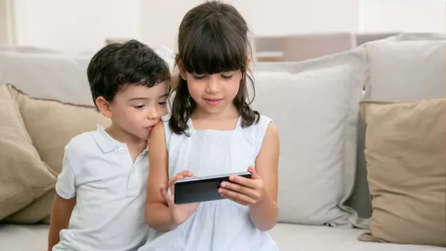 ਸਾਵਧਾਨ ! 12 ਸਾਲ ਤੋਂ ਪਹਿਲਾਂ ਬੱਚਿਆਂ ਨੂੰ ਸਮਾਰਟਫ਼ੋਨ ਦੇਣਾ ਬਣ ਰਿਹਾ ਹੈ ਡਿਪ੍ਰੈਸ਼ਨ ਦਾ ਕਾਰਨ, ‘ਲਾਸੇਂਟ’ ਦੀ ਰਿਪੋਰਟ ਨੇ ਦਿੱਤੀ ਗੰਭੀਰ ਚਿਤਾਵਨੀ