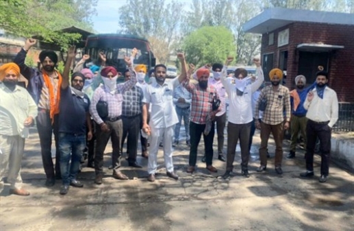 ਕੰਟਰੈਕਟ ਵਰਕਰਜ ਯੂਨੀਅਨ ਨੇ ਕੀਤੀ ਗੇਟ ਰੈਲੀ