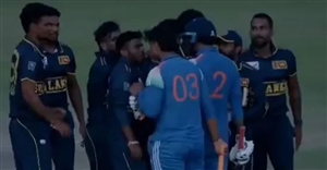 IND A vs SL A: ਵੈਭਵ ਸੂਰਿਆਵੰਸ਼ੀ ਨਾਲ ਸ੍ਰੀਲੰਕਾ ਦੇ ਖਿਡਾਰੀ ਨੇ ਕੀਤੀ ਧੱਕਾ-ਮੁੱਕੀ, 15 ਸਾਲ ਦੇ ਲੜਕੇ ਨੇ ਜੰਮ ਕੇ ਦਿੱਤਾ ਜਵਾਬ-Video