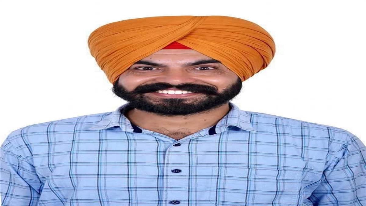 ਮਿਹਨਤ ਨੂੰ ਪਿਆ ਫਲ: ਆਮ ਆਦਮੀ ਪਾਰਟੀ ਨੇ ਪੁਰਾਣੇ ਵਲੰਟੀਅਰ ਜਸਵਿੰਦਰ ਸਿੰਘ ਸੰਘੇੜਾ ਨੂੰ ਬਰਨਾਲਾ ਮਾਰਕੀਟ ਕਮੇਟੀ ਦੀ ਸੌਂਪੀ ਕਮਾਨ