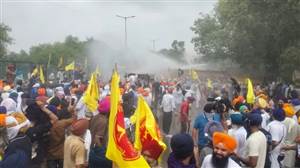 ਚੰਡੀਗੜ੍ਹ 'ਚ ਮਾਹੌਲ ਤਣਾਅਪੂਰਨ, ਪੁਲਿਸ ਨੇ ਰੋਕਿਆ ਗਵਰਨਰ ਹਾਊਸ ਦਾ ਘਿਰਾਓ; ਕੌਮੀ ਇਨਸਾਫ਼ ਮੋਰਚਾ ਦੇ ਸਮਰਥਕਾਂ 'ਤੇ ਦਾਗੇ ਅੱਥਰੂ ਗੈਸ ਦੇ ਗੋਲੇ
