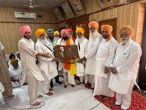 ਗੁਰਦੁਆਰਾ ਬਾਬਾ ਹੰਦਾਲ ਜੀ ਵਿਖੇ ਡਾ. ਕੁਲਦੀਪ ਸਿੰਘ ਮੱਲੀ ਦਾ ਸੇਵਾ ਮੁਕਤੀ ਸਮਾਗਮ