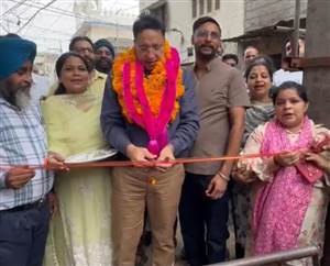 ਵਿਧਾਇਕ ਡਾ. ਗੁਪਤਾ ਨੇ ਦੋ ਪਾਵਰ ਟਰਾਂਸਫਾਰਮਰਾਂ ਦਾ ਉਦਘਾਟਨ ਕੀਤਾ