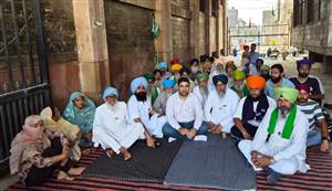 ਸੁਖਮਨੀ ਗਰੁੱਪ ਖ਼ਿਲਾਫ਼ ਧਰਨਾ ਦੂਜੇ ਦਿਨ ਵੀ ਜਾਰੀ