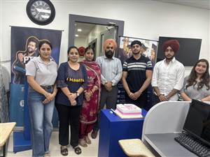ਪੀਟੀਈ ਵਿੱਚ ਚੰਗਾ ਸਕੋਰ ਹਾਸਲ ਕਰਨ ਵਾਲੇ ਵਿਦਿਆਰਥੀਆਂ ਨੂੰ ਕੀਤਾ ਸਨਮਾਨਿਤ