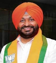 ਟਿੱਪਰ ਚਾਲਕ ਨੂੰ ਰੋਕ ਕੇ ਥੱਪੜ ਮਾਰਨ ਦੇ ਦੋਸ਼ਾਂ ’ਚ ਘਿਰੀ ਵਿਧਾਇਕਾ ਛੀਨਾ