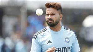 ਸਿਲੈਕਟਰਾਂ ਦੀ ਬੇਰੁਖੀ ਝੱਲ ਰਹੇ ਮੁਕੇਸ਼ ਕੁਮਾਰ ਨੇ ਇੰਗਲੈਂਡ ਦੀ ਟੀਮ ਦਾ ਫੜਿਆ ਹੱਥ, ਕਿਹਾ- 'ਆਪਣੇ ਆਪ ਨੂੰ ਪਰਖਣਾ ਚਾਹੁੰਦਾ ਹਾਂ'