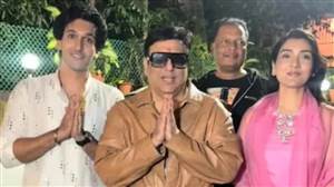 ਅਮਰੀਕਾ ਤੋਂ ਪਰਤਦੇ ਹੀ ਬੱਚਿਆਂ ਨਾਲ ਗਣਪਤੀ ਪੂਜਾ 'ਚ ਸ਼ਾਮਲ ਹੋਏ Govinda, ਨਜ਼ਰ ਨਹੀਂ ਆਈ ਪਤਨੀ ਸੁਨੀਤਾ ਆਹੂਜਾ