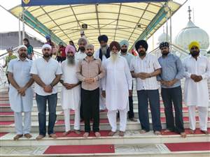 ਵੇਰਕਾ ਬਠਿੰਡਾ ਦੇ ਚੇਅਰਮੈਨ ਸੁਖਪ੍ਰੀਤ ਸਿੰਘ ਮਾਨ ਤਖਤ ਸ੍ਰੀ ਦਮਦਮਾ ਸਾਹਿਬ ਵਿਖੇ ਹੋਏ ਨਤਮਸਤਕ