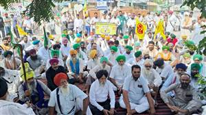 ਸਾਦਿਕ ’ਚ ਪੰਜਾਬ ਬੰਦ ਨੂੰ ਭਰਵਾਂ ਹੁੰਗਾਰਾ, ਬਾਜ਼ਾਰ ਰਹੇ ਬੰਦ